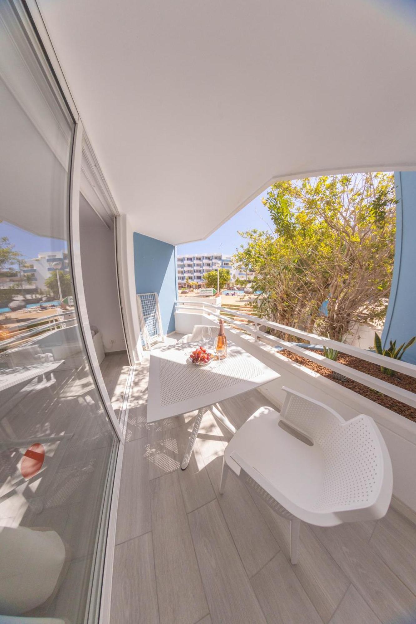 Retreat Oasis Studio Apartment Сан-Мігель-де-Абона Екстер'єр фото